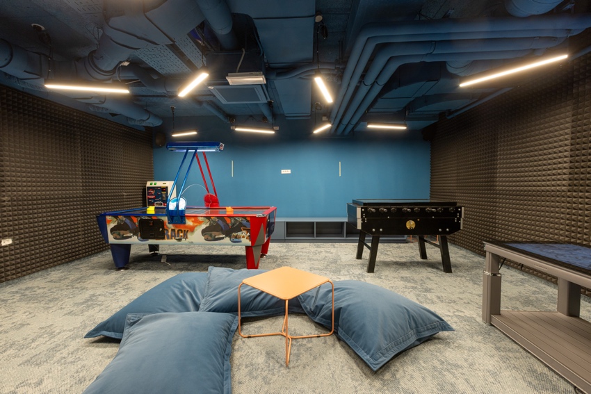 stanza giochi per teenagers al family hotel vilinia in slovenia